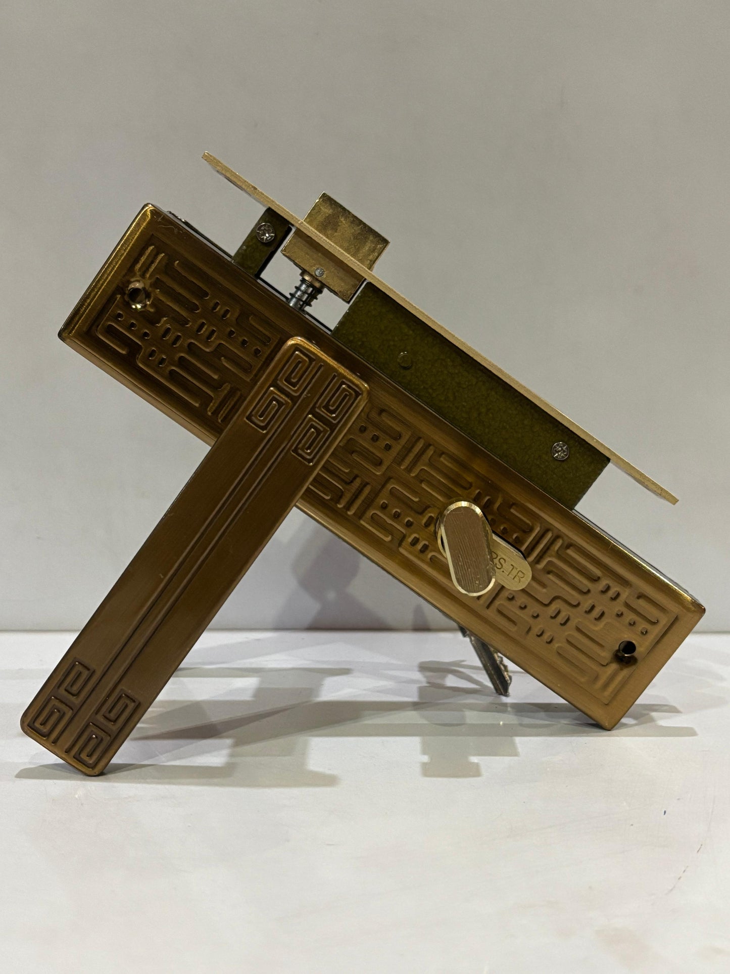 Handle Lock