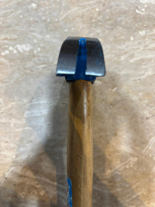 1/2 lbs Claw hammer