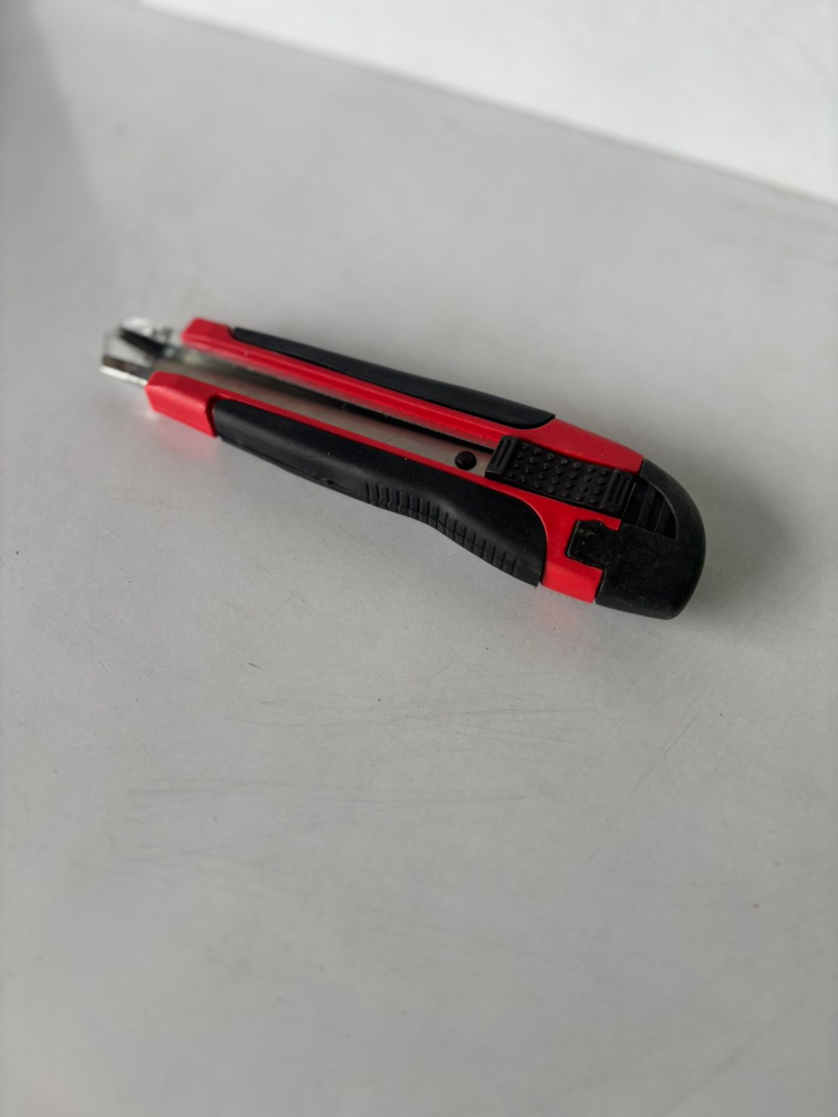 paper cutter utility knife
